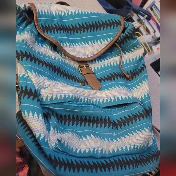Mudd | Bags | Cute Southwestern Design Mudd Backpack 5 X 12  display picture 3